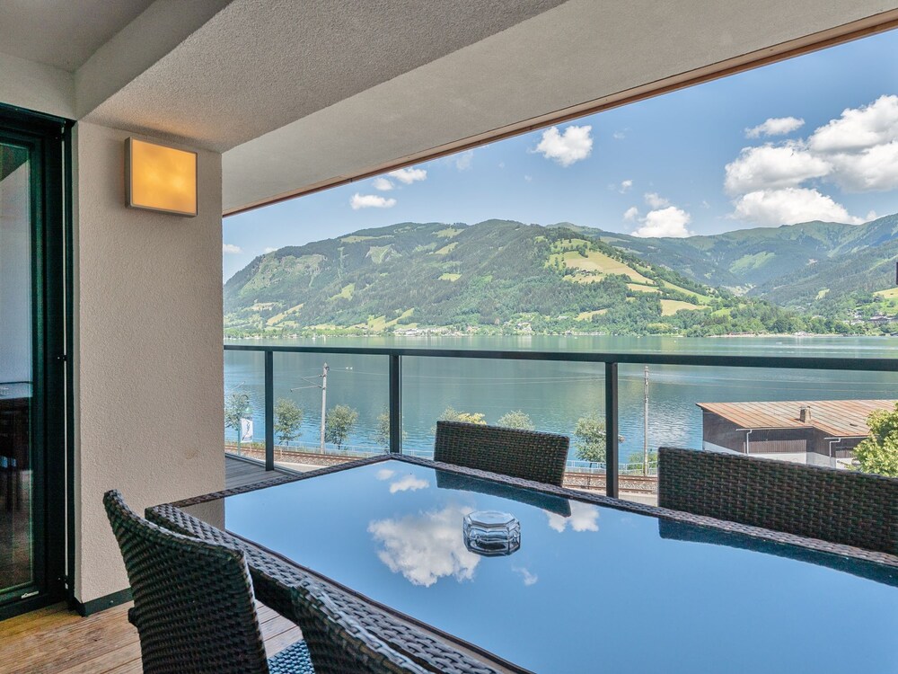 CHARMING APARTMENT IN ZELL AM SEE WITH SAUNA