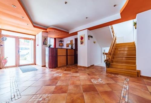 VILA CONSTANTA