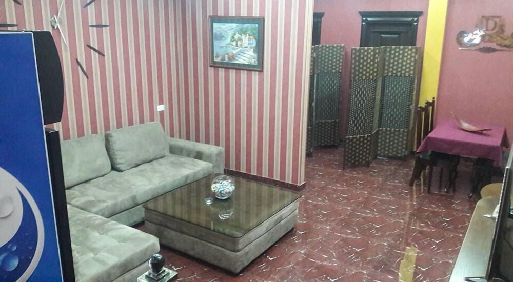 DREAMS HOTEL
