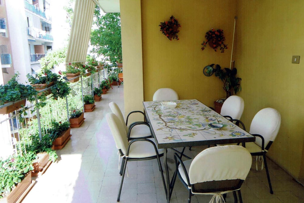 APARTMENT SEMAFLA 2