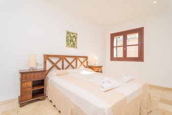 CASA NYOLA