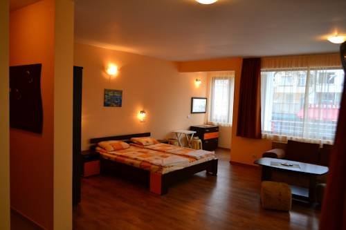 DEMIREVI GUEST ROOMS