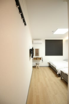 HEIMA GUESTHOUSE HONGDAE