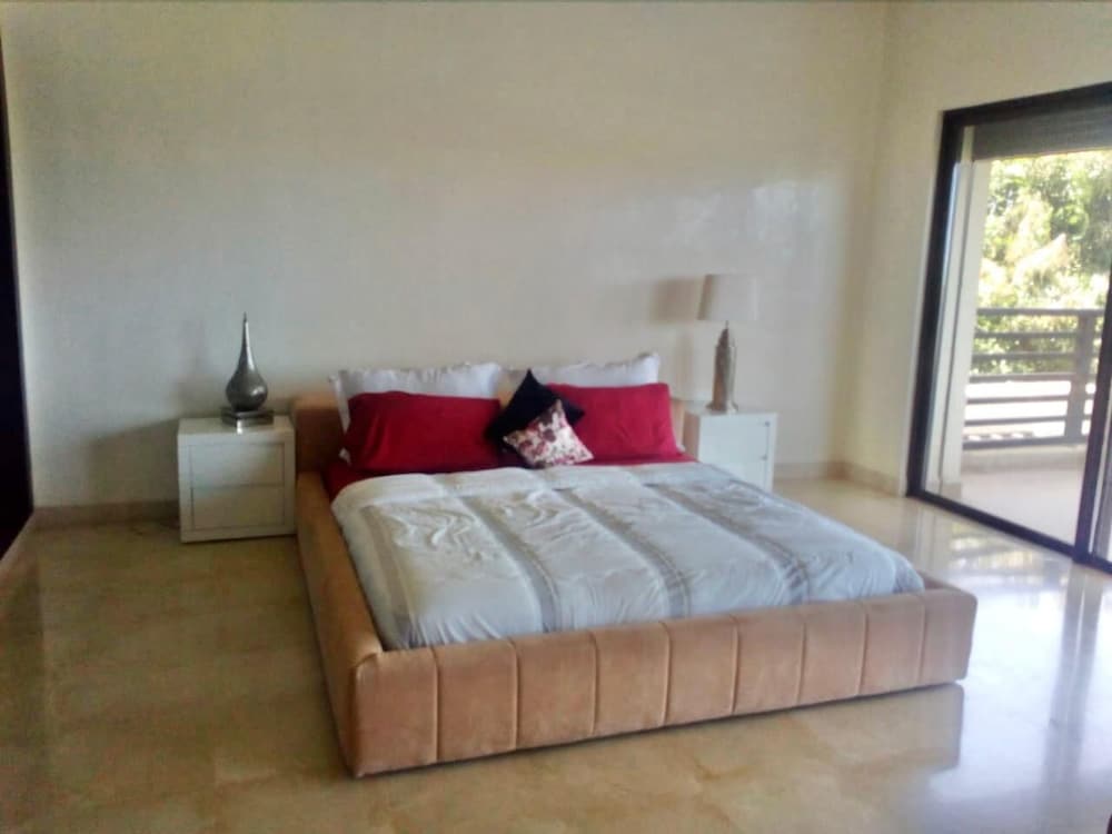 SOMPTUEUSE VILLA DE LUXE