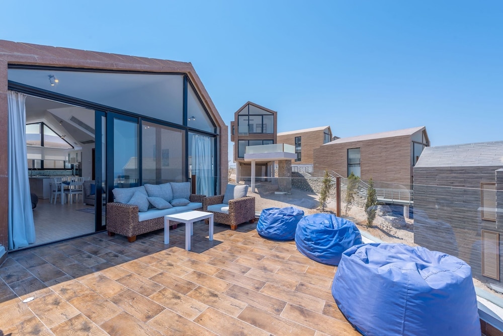 VESTA - SUPERIOR VILLA IV - 2BR - WADI JEBAL