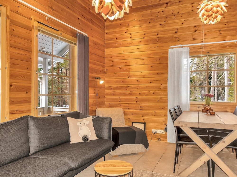 VILLA HANHI ROVANIEMI