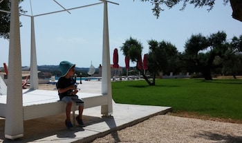 ELAIAS GI RESIDENCE