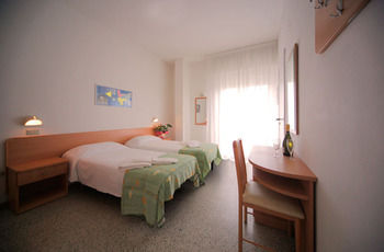 OXFORD HOTEL