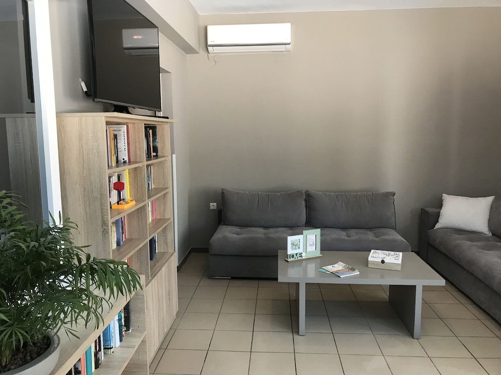 KIWI APARTMENTS