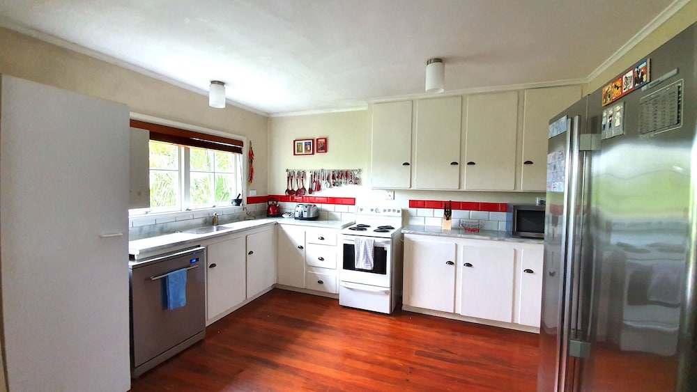 RUSTIC 2BR NR MISSION BAY W GARDEN VIEW