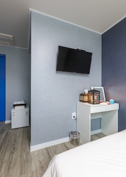 MYEONGDONG SUNSHINE GUEST HOUSE