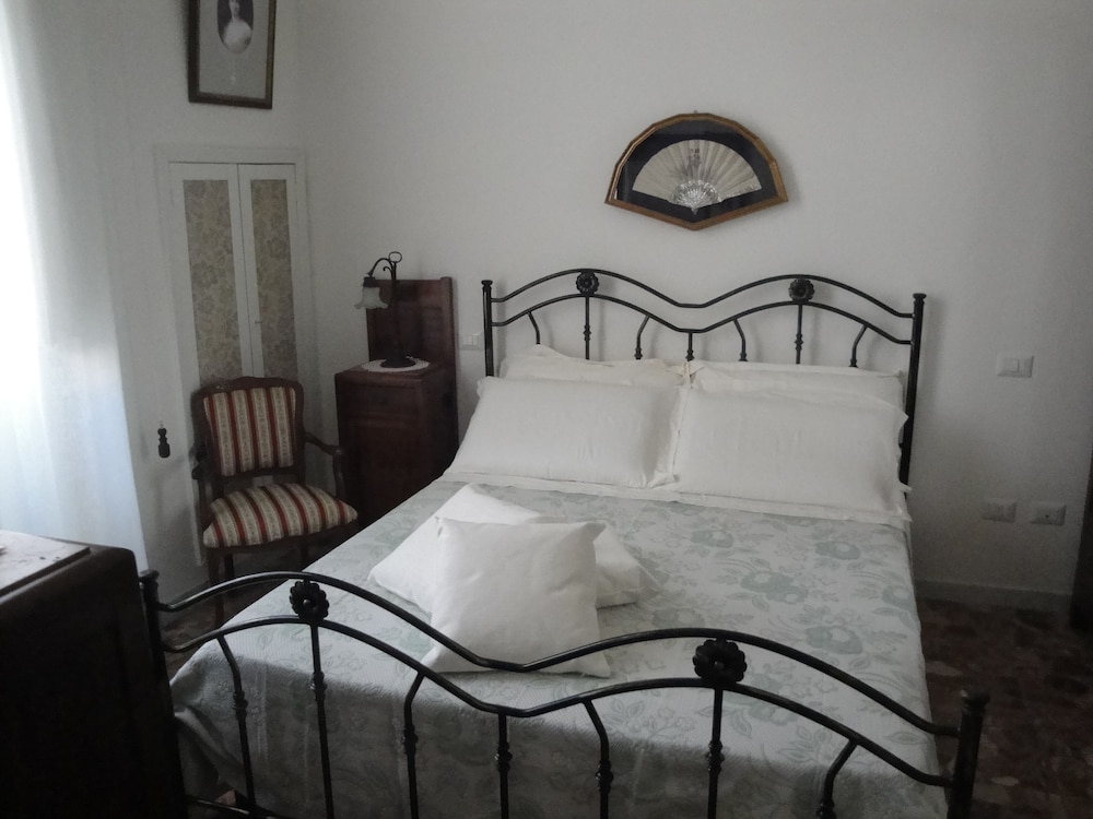 LE SIGNORINE B&B LECCE