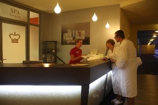 THE MONARCH HOTEL BAD GOGGING (34 KM FROM INGOLSTADT)