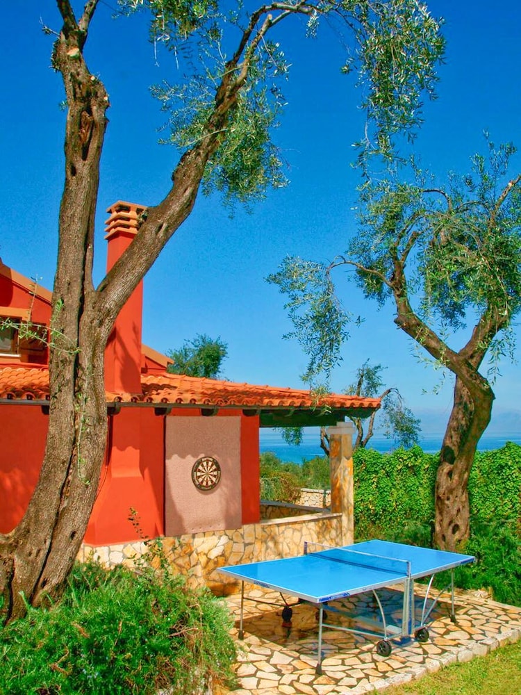 THALIA ESTATE