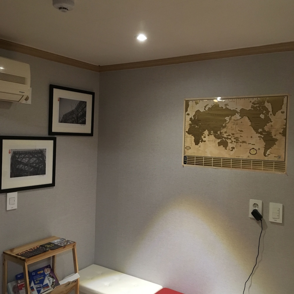 GUESTHOUSE RYUGA HOSTEL