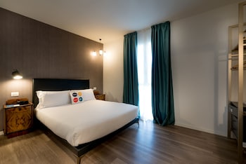 UP HOTEL
