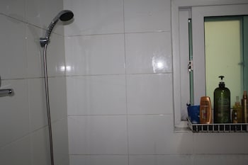 HONGDAE ORANGE GUESTHOUSE