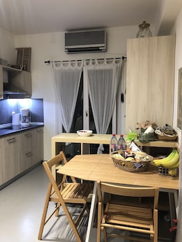 LUXURY APARTMENT SEA VIEW GARDEN PARKING