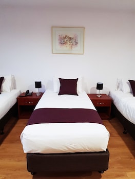 AIRPORT GARDEN INN HOTEL