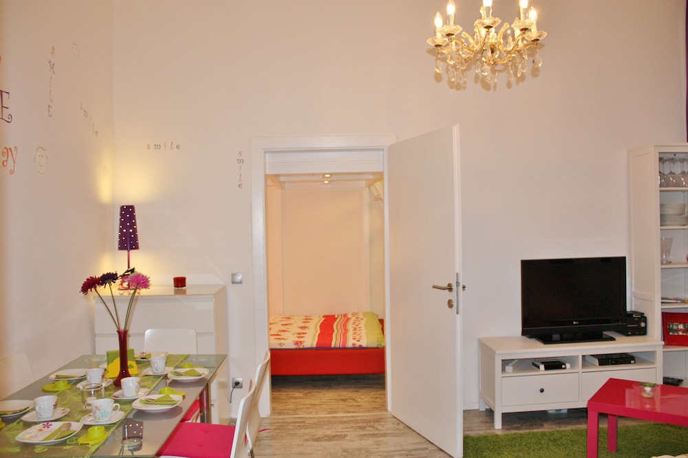 GOVIENNA BELVEDERE APARTMENT