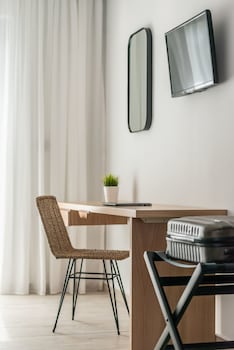 DANNAS BOUTIQUE APARTMENTS
