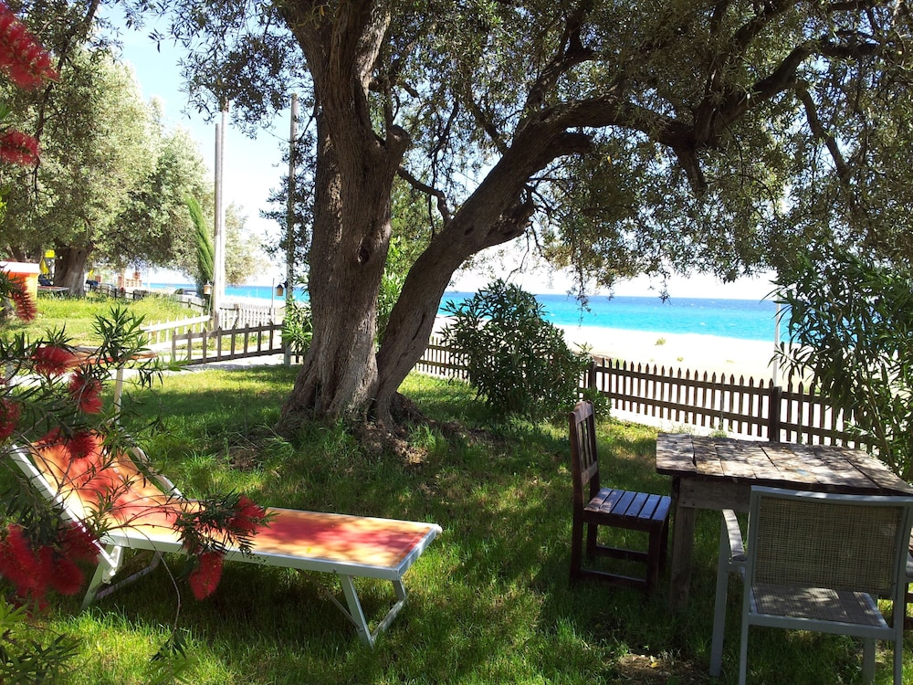 ALTEA BEACH LODGES