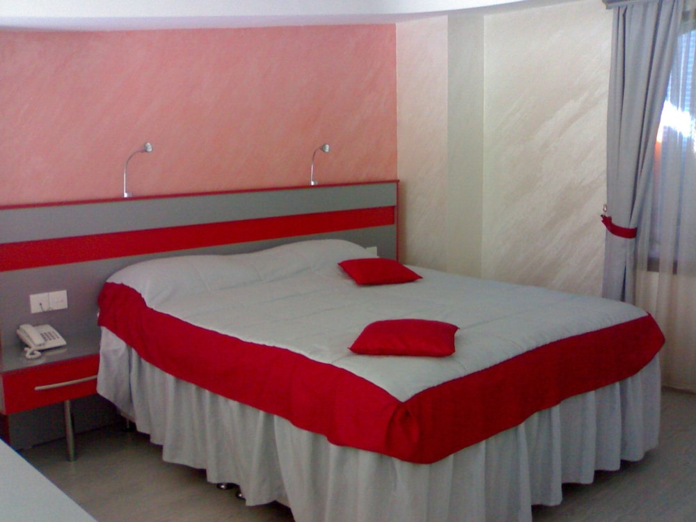AQUATEK RESORT & SPA HOTEL