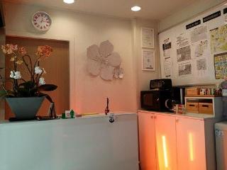 HOTEL FAMILIA INN )