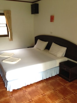NOBLE HOUSE BEACH RESORT