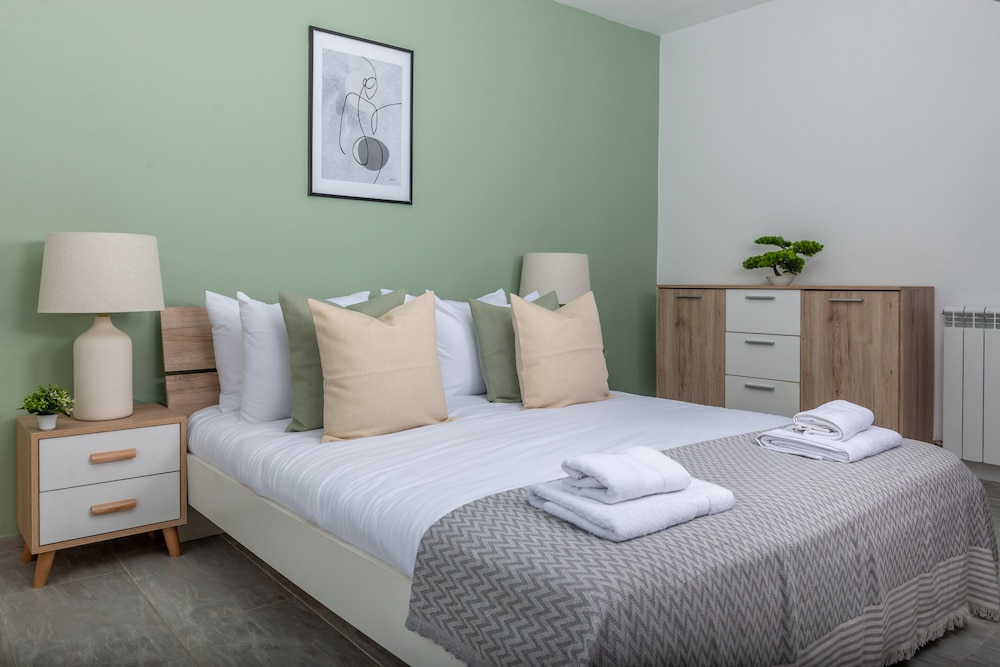 APPARTEMENT LUXUEUX À HYDRA