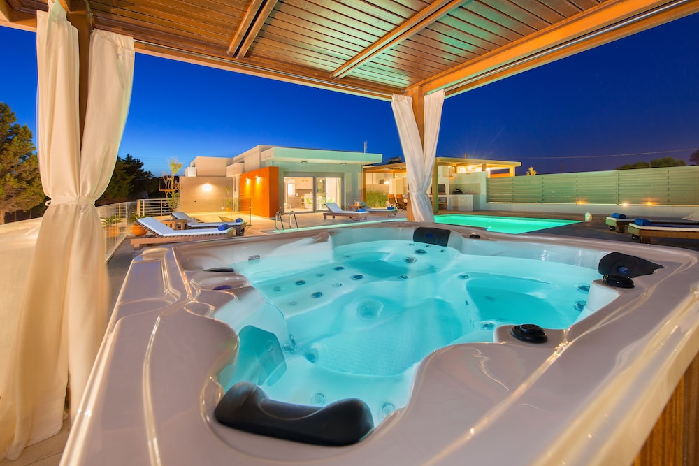 GREATLAND VILLAS