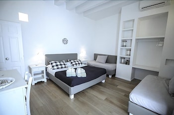 LA MAISON