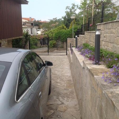 VILLA ESTATE