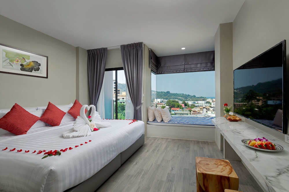 Triple L Hotel Patong Beach