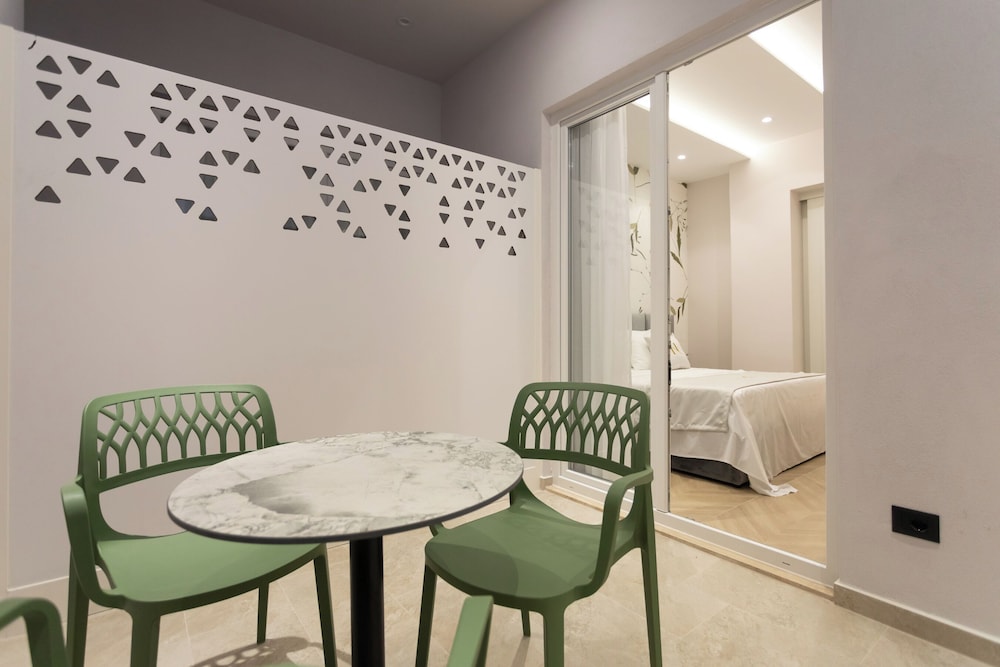 Nayel Hotel