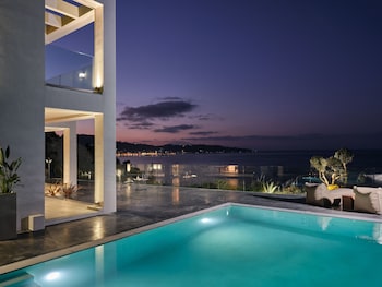 Sueo Luxury Villa