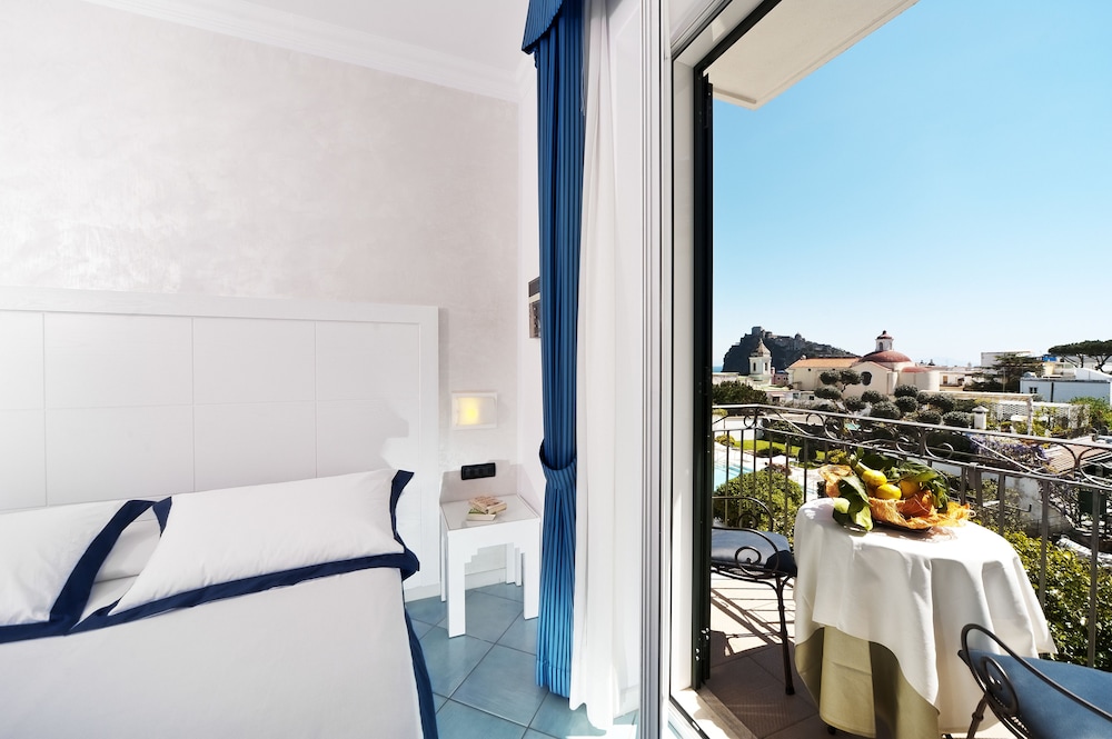 Villa Durrueli Resort & Spa
