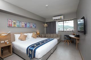 Oakwood Hotel Journeyhub Phuket