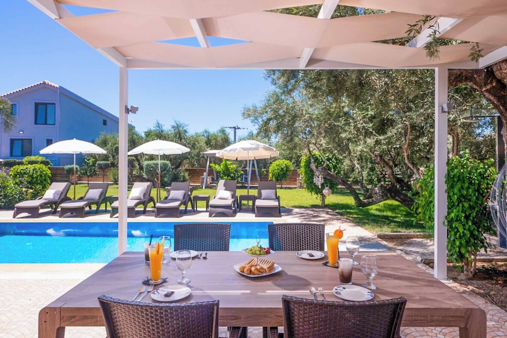 Villa Azure Palatial