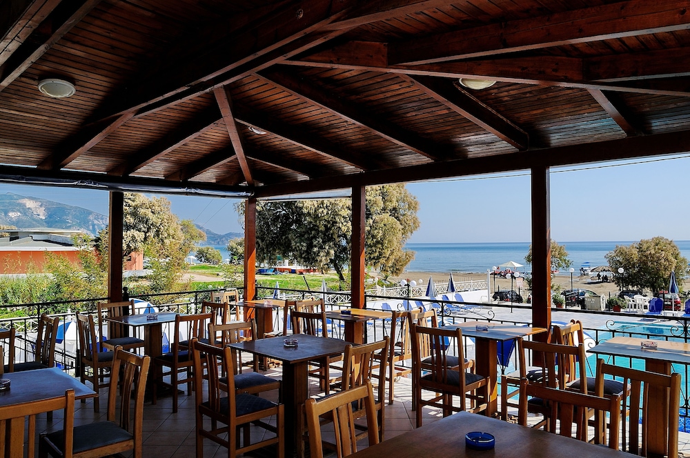 Andreolas Beach Hotel