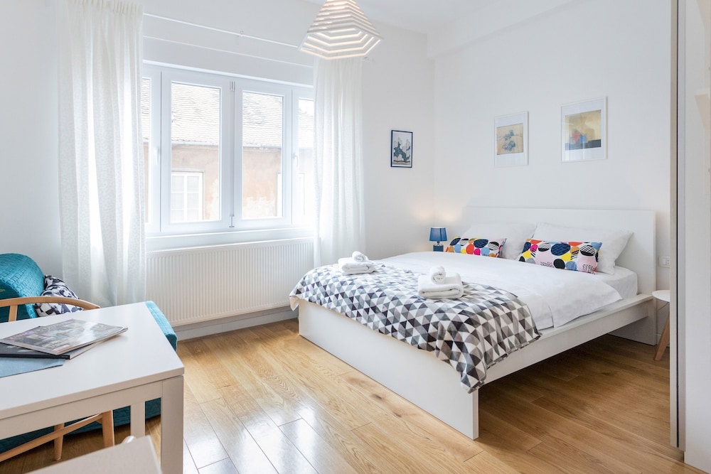 Bright & Newly Refurbished Studio Near Zrinjevac