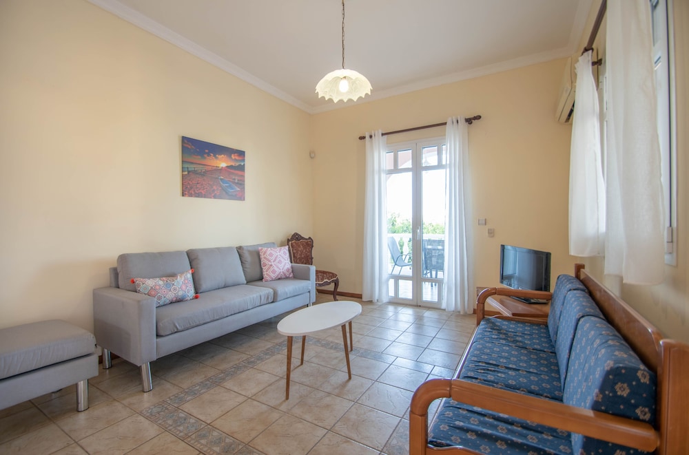 Andelica Holiday Villa