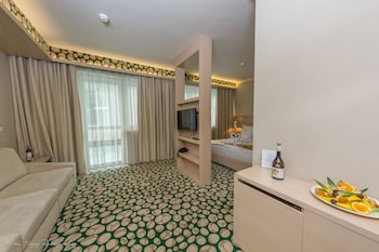 HOTEL AURUM FAMILY
