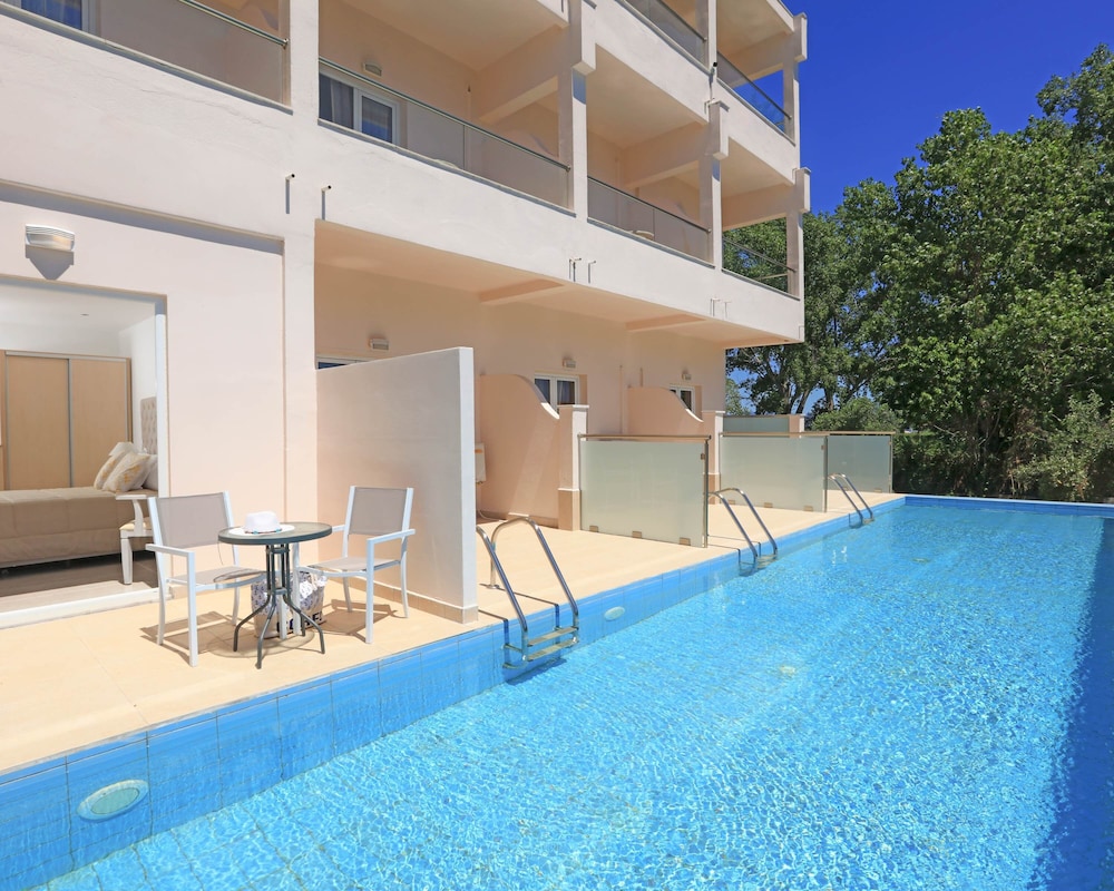 dal travel CAVOMARINA BEACH-ADULTS ONLY
