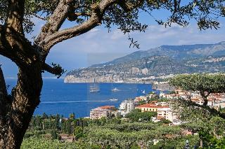 Sorrento Bay