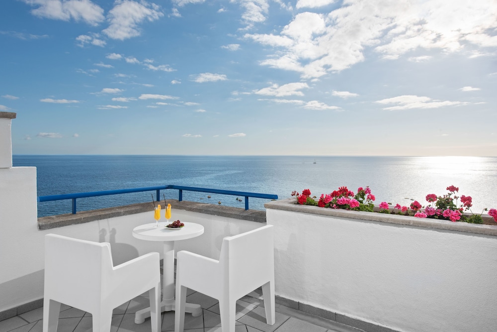 Tui Blue Suite Princess  Adults Only