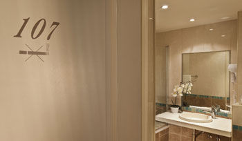 Hotel Etoile Saint Ferdinand by Happyculture