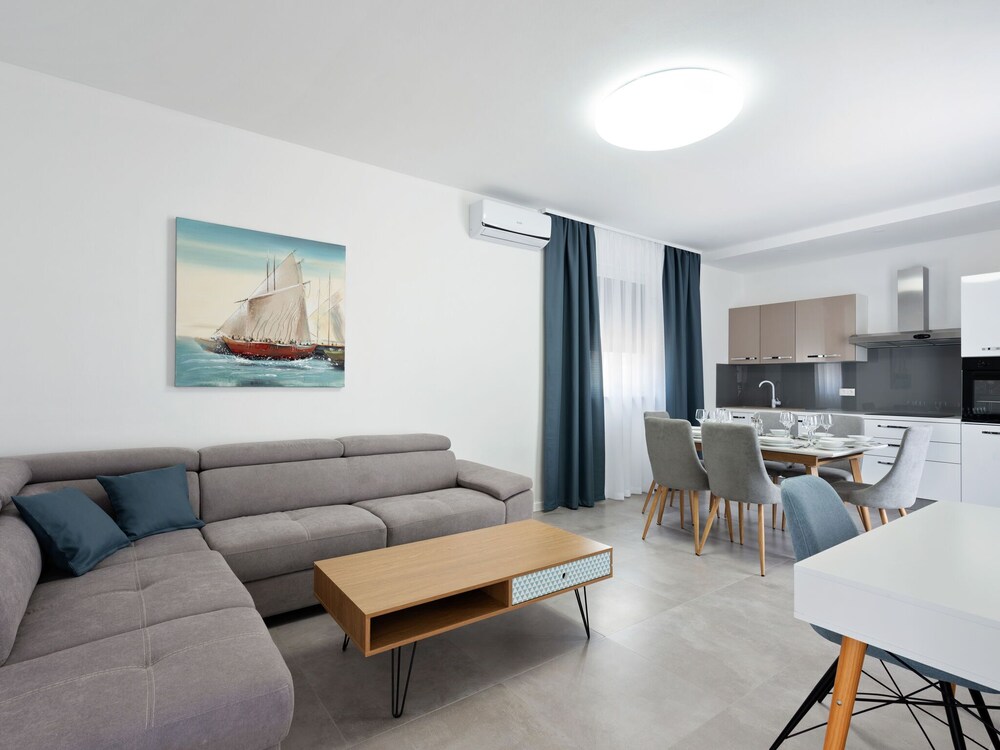 Stunning Holiday Home In Vir Near Sea Beach