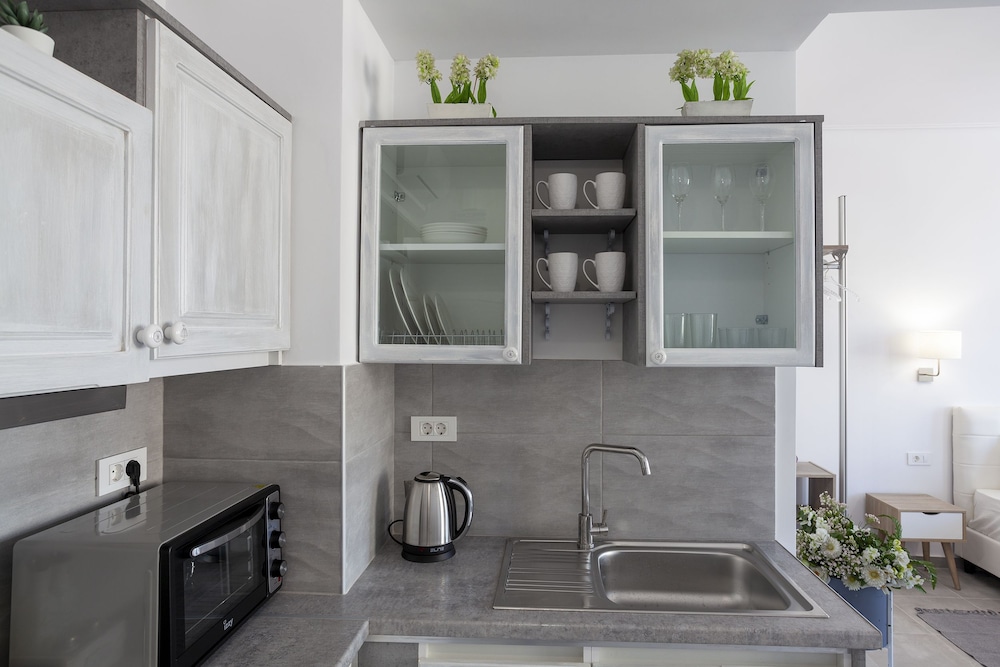 Feidias Luxury Flat Psyrri Square