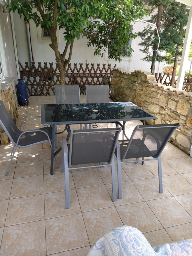 Julia Holiday Apartments